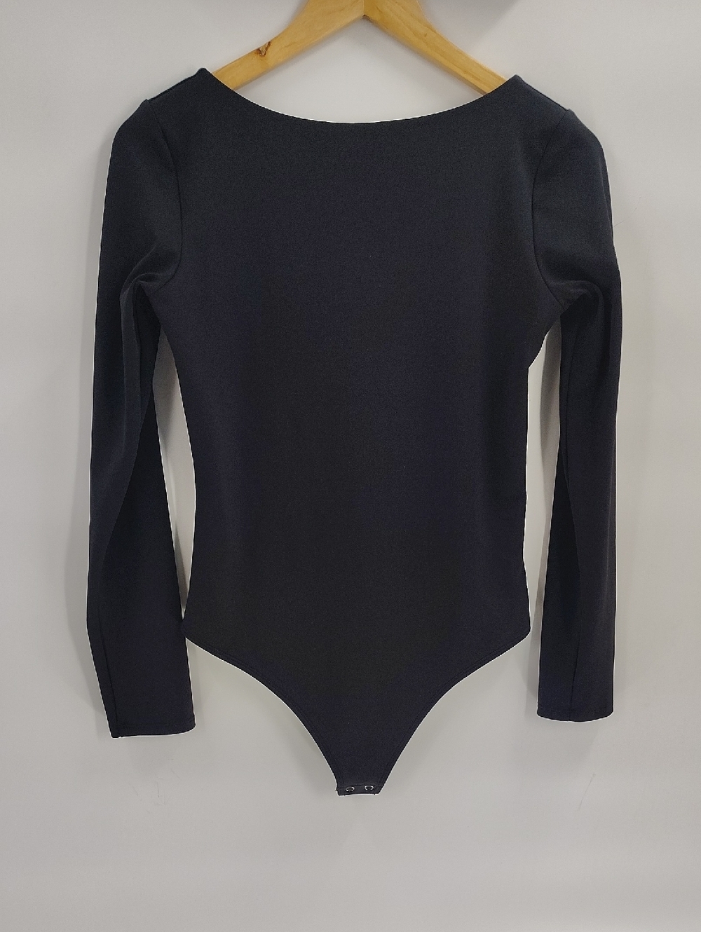 Express Body Contour Bodysuit Size Medium Black Long Sleeve Stretch